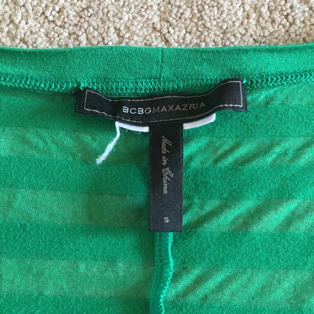 ❤️LAST DAY! Donating!❤️BCBGMAXAZIRA green shirt - Picture 6 of 8